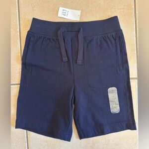 Brand new Gap shorts kids size 3T
